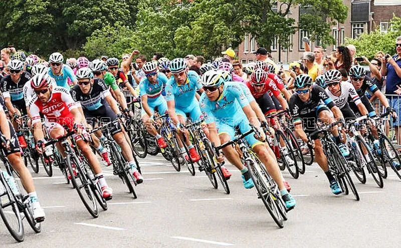 谈球吧体育app官网携程